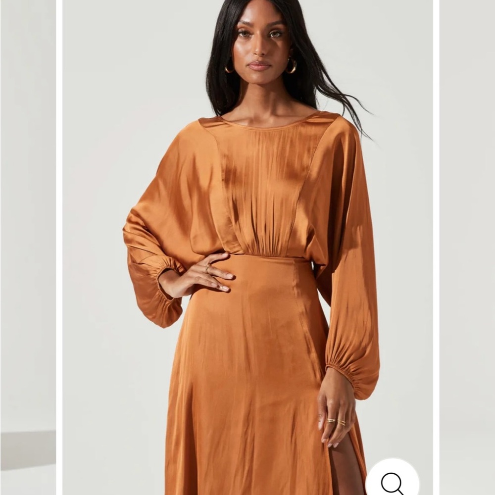 ASTR The Label Rust Midi Dress - Picture 2 of 6